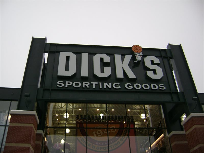 Dicks Sporting Goods Exeterior Signage