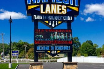 Wamesit Lanes Pylon Exterior Sign